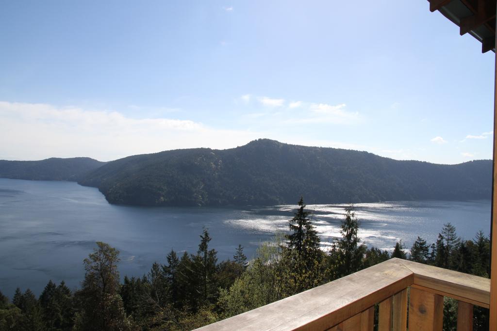 Moon Water Lodge Malahat Zimmer foto