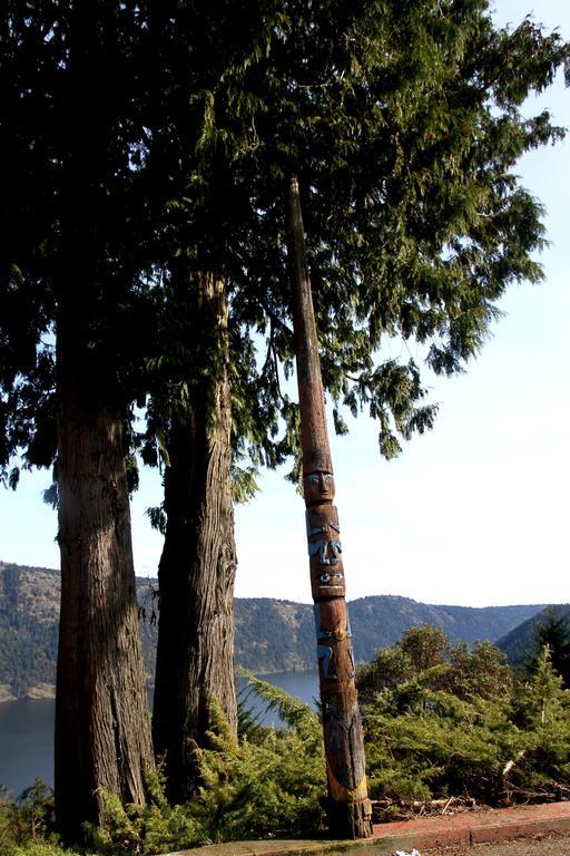 Moon Water Lodge Malahat Exterior foto